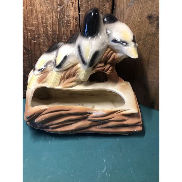 Shawnee Pottery #502 Birds on Driftwood Branch Planter Faux Bois Goldfinch VTG - Picture 4 of 13